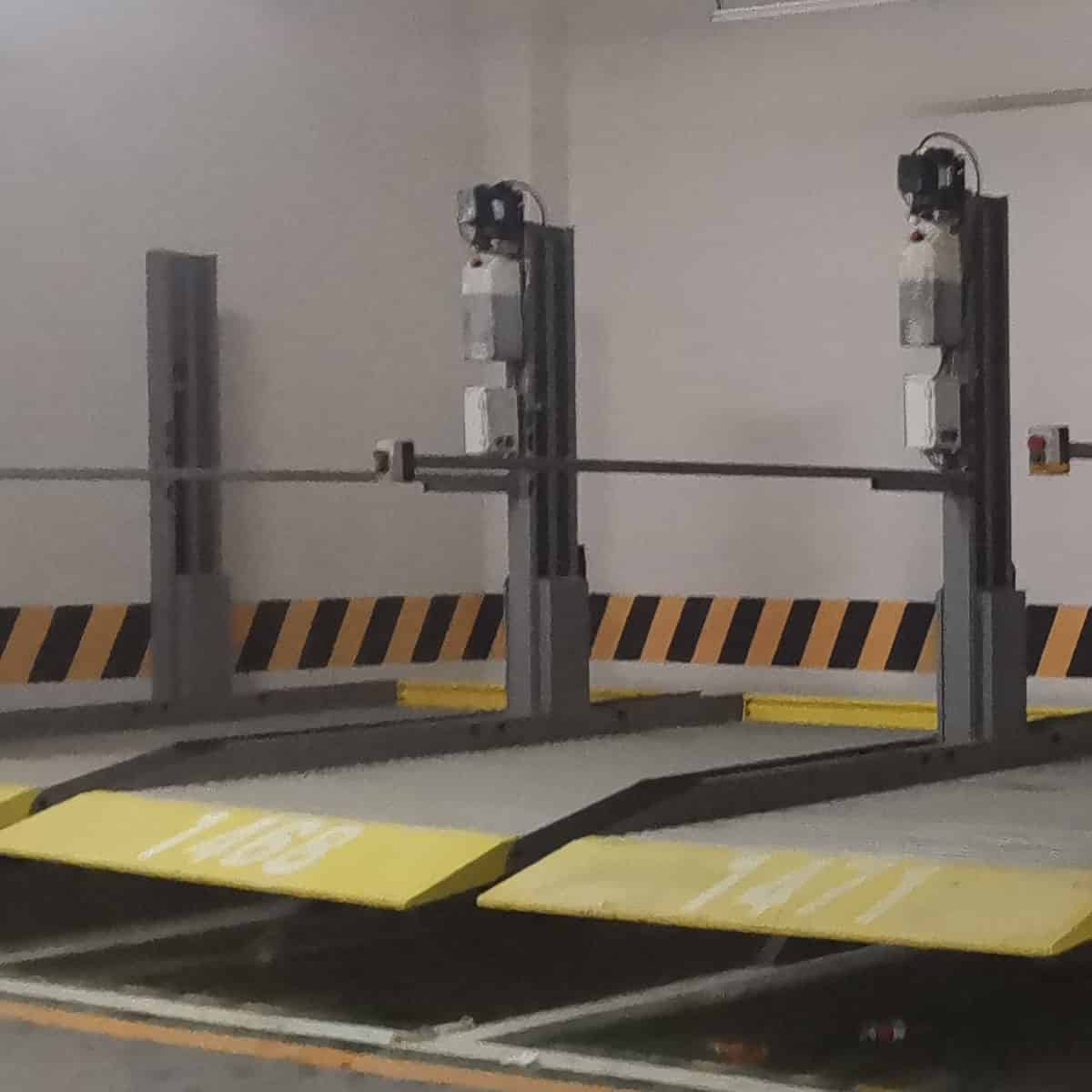 白云升降橫移機(jī)械車庫(kù)安裝