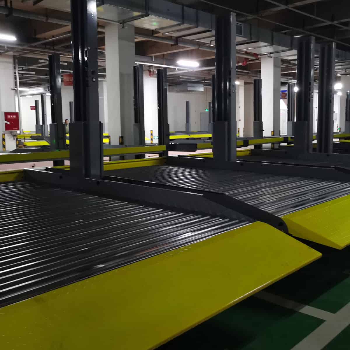 垂直升降式車庫的特點(diǎn)和地下車庫相比的優(yōu)點(diǎn)